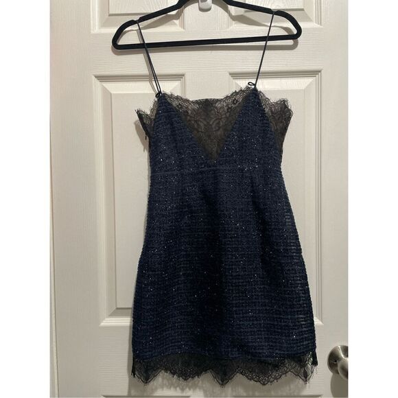 Revolve X by NBD Gio dress size 0 - Picture 4 of 9